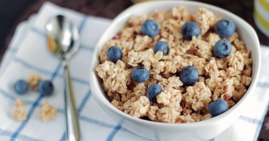 A bowl of fresh granola and blueberries, Problems with doctor patient communication